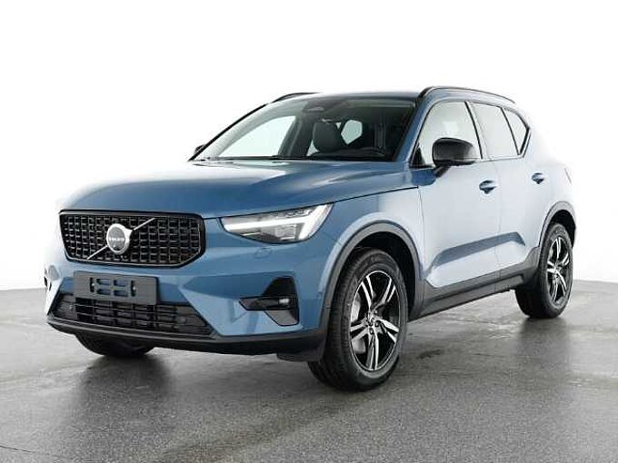 Volvo XC40 Plus Dark B4 18''LM Pano 360kam ACC DAB Harman LED Thors Hammer