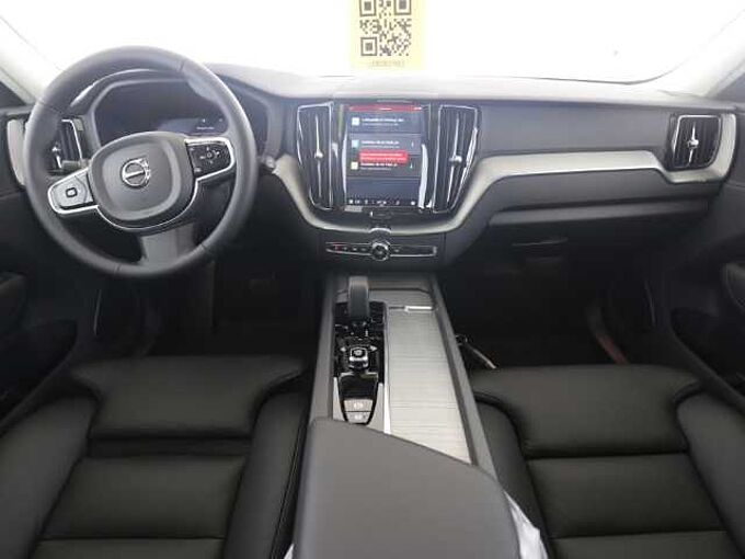 Volvo XC60 Plus Dark T6 19''LM HUD 360kam DAB ACC BLIS Lenkradhz