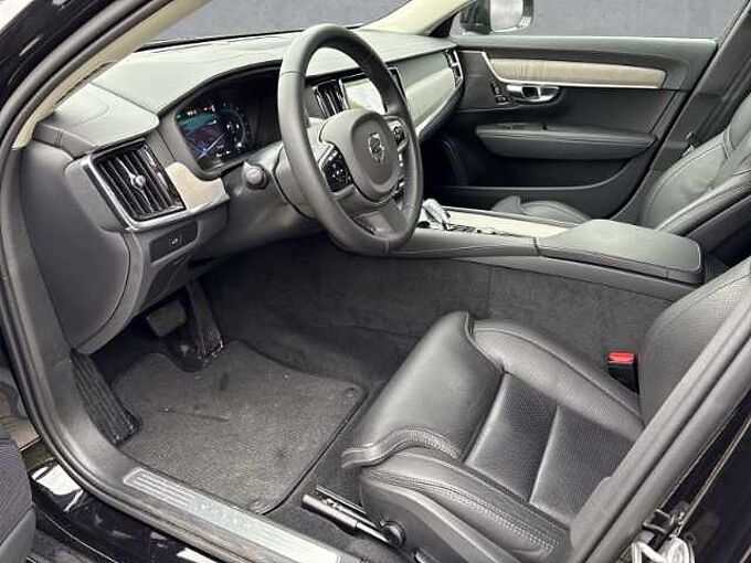 Volvo V90 Cross Country Plus B5 AWD 20''LM Standhz AHK 360Kam Leder KlimaSitze CC