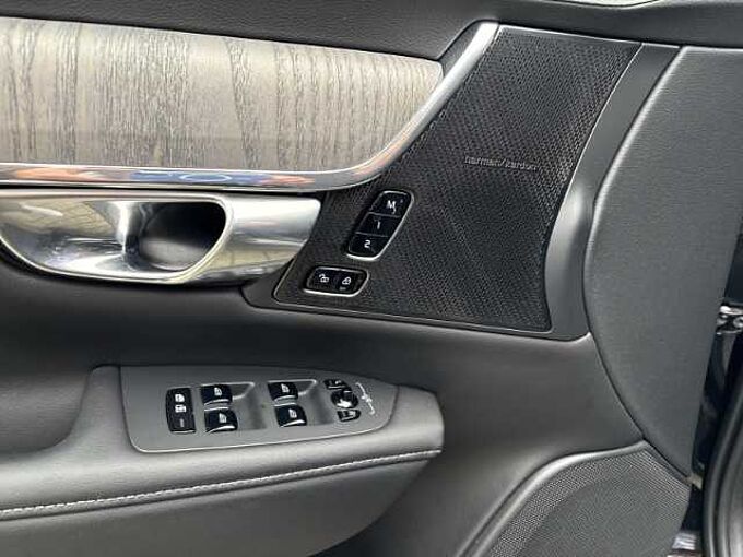 Volvo V90 Cross Country Plus B5 AWD 20''LM Standhz AHK 360Kam Leder KlimaSitze CC