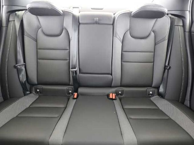 Volvo S60 Ultimate Dark T8 19''LM B&W 360kam eStandhz DAB ACC BLIS