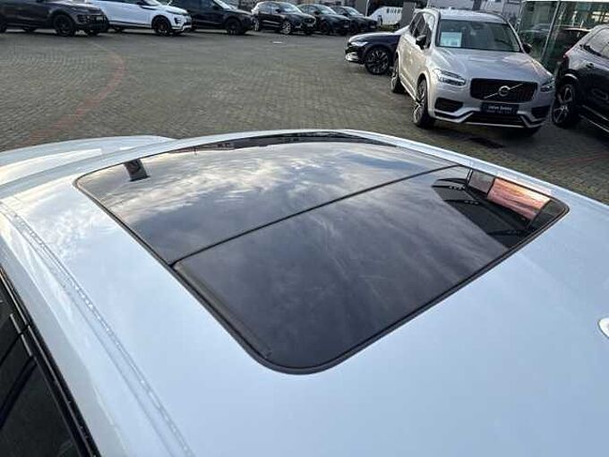 Volvo S60 Ultimate Dark T8 19''LM B&W 360kam eStandhz DAB ACC BLIS