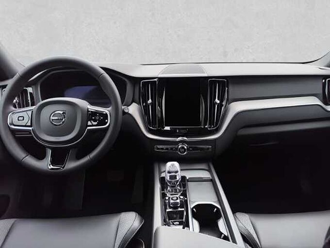 Volvo XC60 Plus Dark T6 19''LM Standhz 360kam Pilot Assist Harman DAB