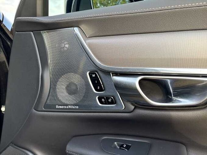 Volvo S90 Ultimate Bright T8 19''LM B&W 360kam Pano Akustik ACC NP 89.910