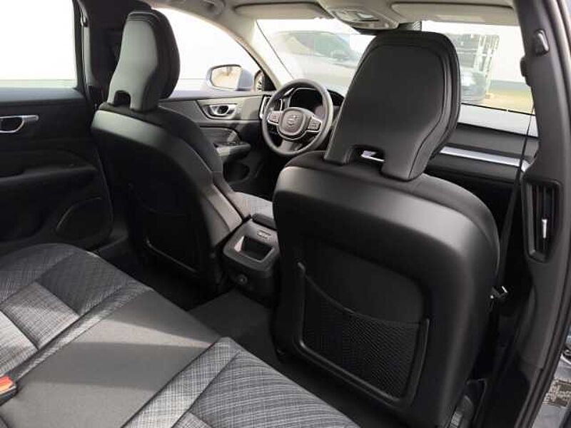 Volvo V60 Core B4 Diesel Navi digitales Cockpit Memory Sitze Soundsystem LED Blendfrei Core B4 Diesel Navi digitales Cockpit Memory Sitze Soundsystem LED Blendfreies F