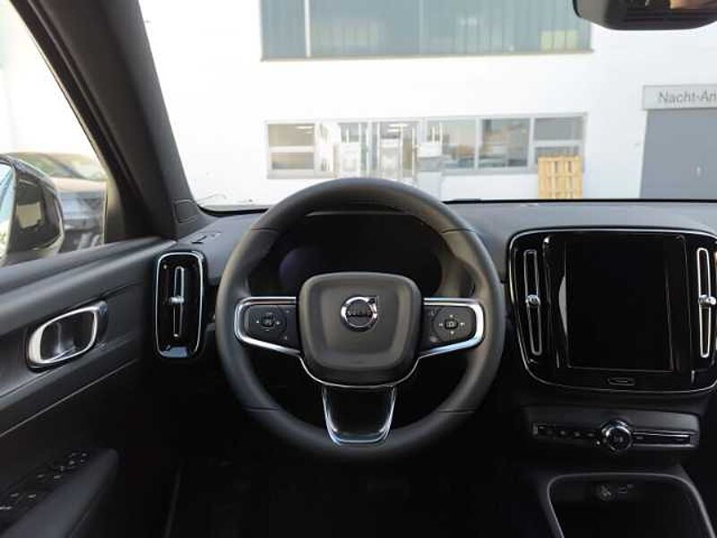 Volvo XC40 Volvo Plus Pure Electric RWD Single Motor  Android Automotive Volvo Plus Recharge Pure Electric StandHZG Navi Leder digitales Cockpit Memory S