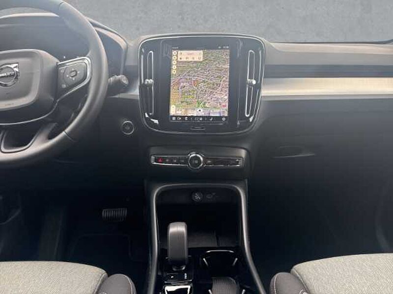 Volvo XC40 Plus BLACK EDITION LED Thors DAB Harman 360 Kamera Sportpaket Navi Digitale