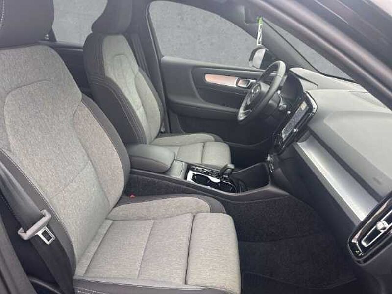 Volvo XC40 Plus BLACK EDITION LED Thors DAB Harman 360 Kamera Sportpaket Navi Digitale