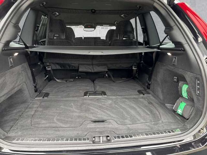 Volvo XC90 R Design B5 22''LM 7 Seat Standhz AHK Luftf. HUD Nappaleder