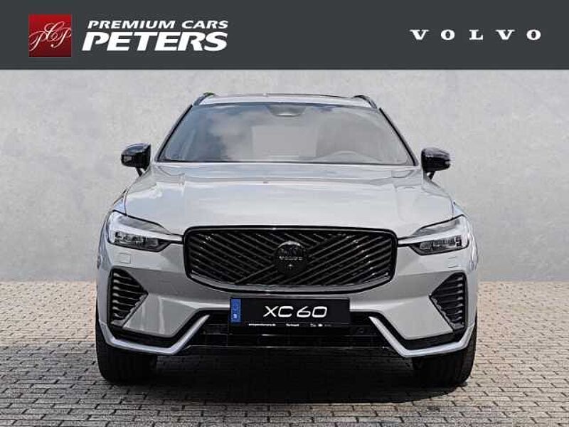 Volvo XC60 T8 Plus Black Edition Recharge Plug-In Hybrid AWD HUD Pano