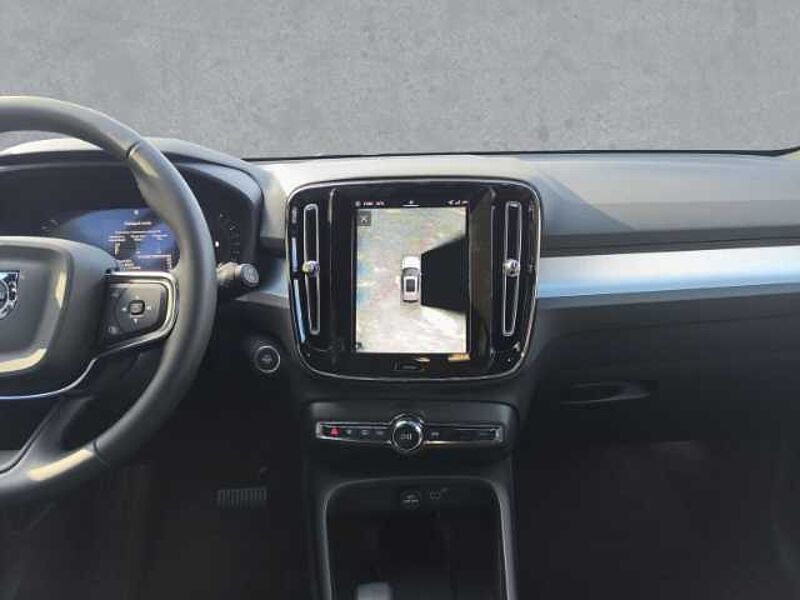 Volvo XC40 B4 Benzin Plus Black Edition 2WD 20 Zoll Räder 360GRAD Kamera