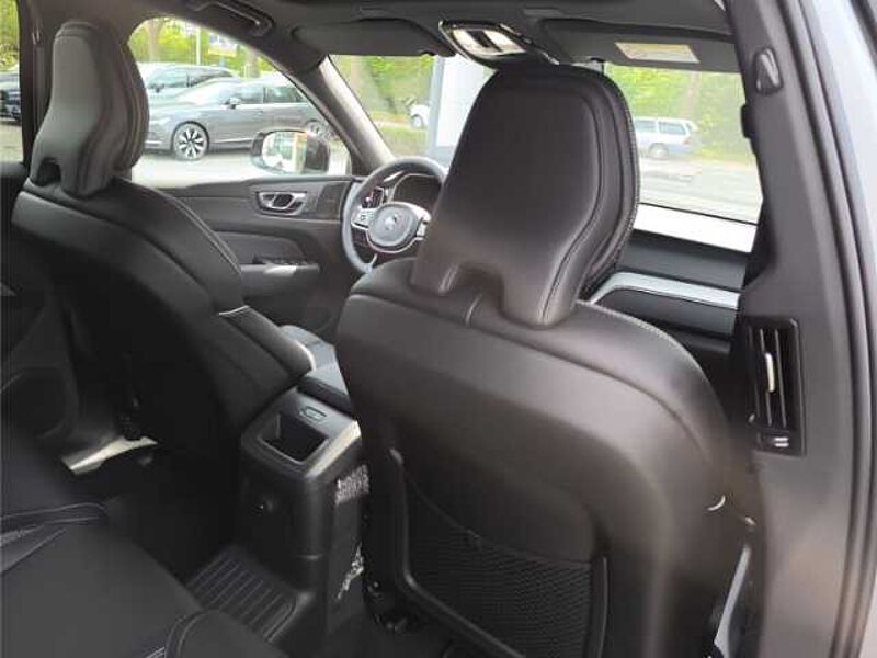Volvo XC60 T8 Plus Black Edition Plug-In Hybrid AWD 360Grad Kamera