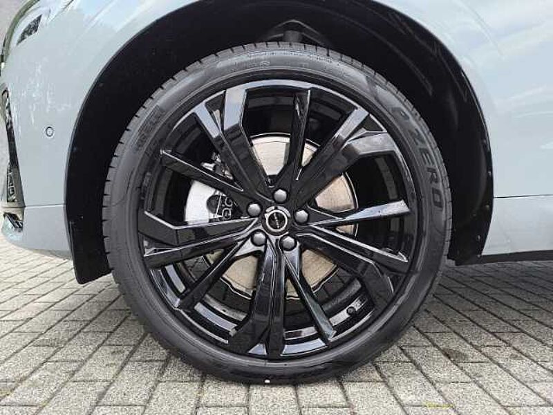 Volvo XC60 T8 Plus Black Edition Recharge Plug-In Hybrid AWD HUD Pano
