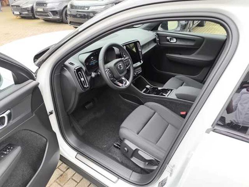 Volvo XC40 Plus Pure Electric - Single Motor Extended Range