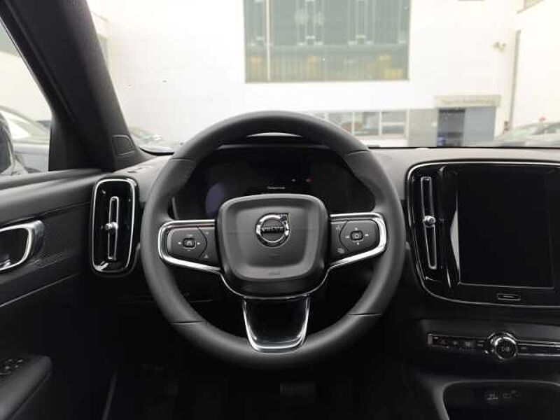 Volvo XC40 Plus Pure Electric - Single Motor Extended Range