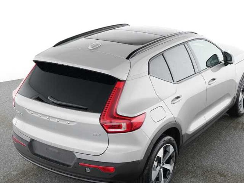 Volvo XC40 Plus Dark B4 19''LM Pano Pilotassist 360kam DAB Harman LED ThorsHammer